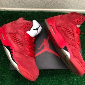 1 DAY SALE✅ $50 OFF⁉️Jordan 5 Red suede size 8